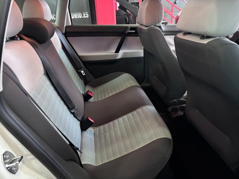 VOLKSWAGEN polo 1.4 tdi 80cv bluemotion