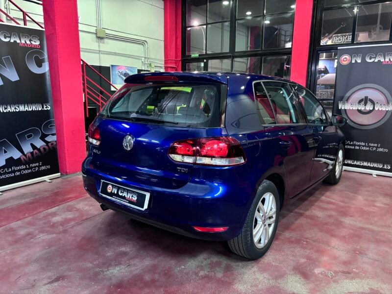 VOLKSWAGEN Golf 1.6 tdi 105cv sport