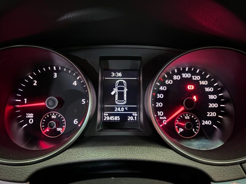 VOLKSWAGEN Golf 1.6 tdi 105cv sport